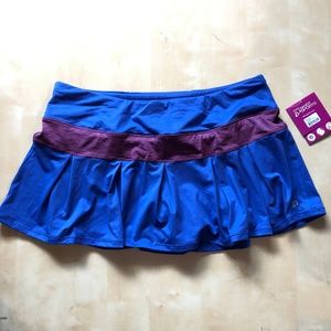 NWT Skirt Sports Lioness Skirt